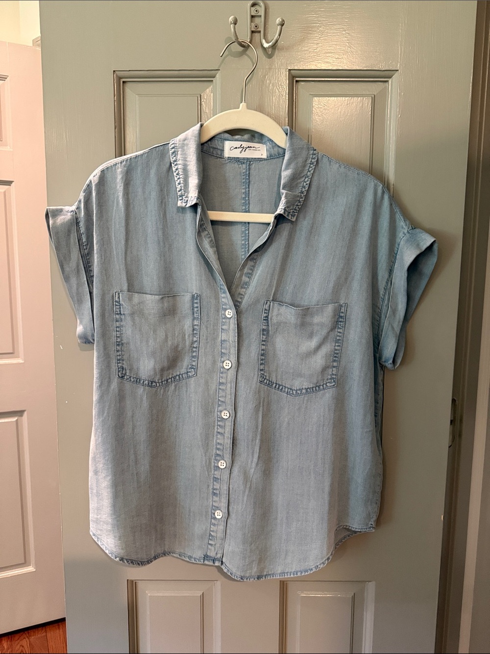 Carly Jean Los Angeles Light Wash Chambray Button Front Shirt